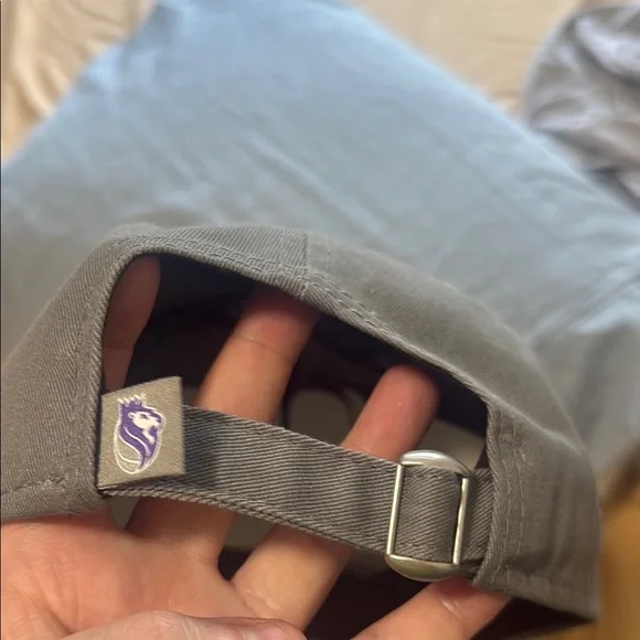 Sacramento Kings Gray Adjustable Cap - Picture 4 of 4